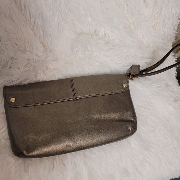 Coach "Ashley" wristlet - Picture 5 of 6